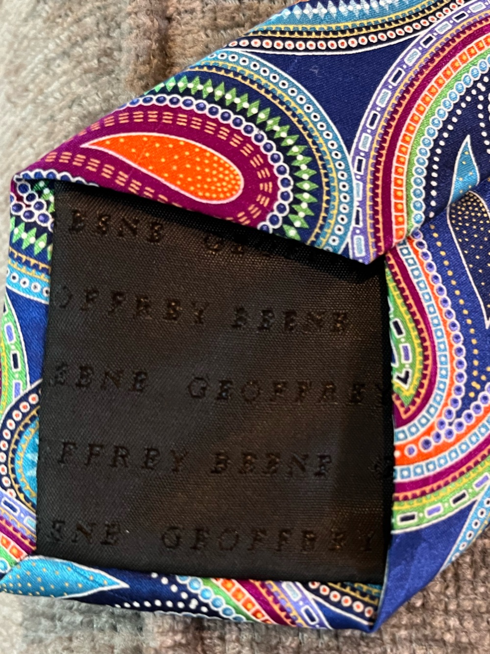 Geoffrey Beene Navy Paisley Silk Tie with Bright Multicolor Accents. 0021 - Picture 6 of 7